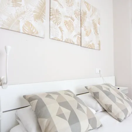 Rentalsevilla Molviedro Апартаменты *